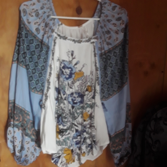 Clothing - Picture 12 of 12